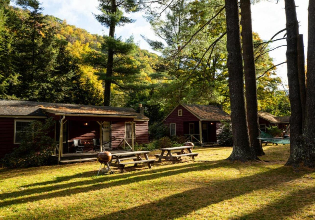 Phoenicia Lodge