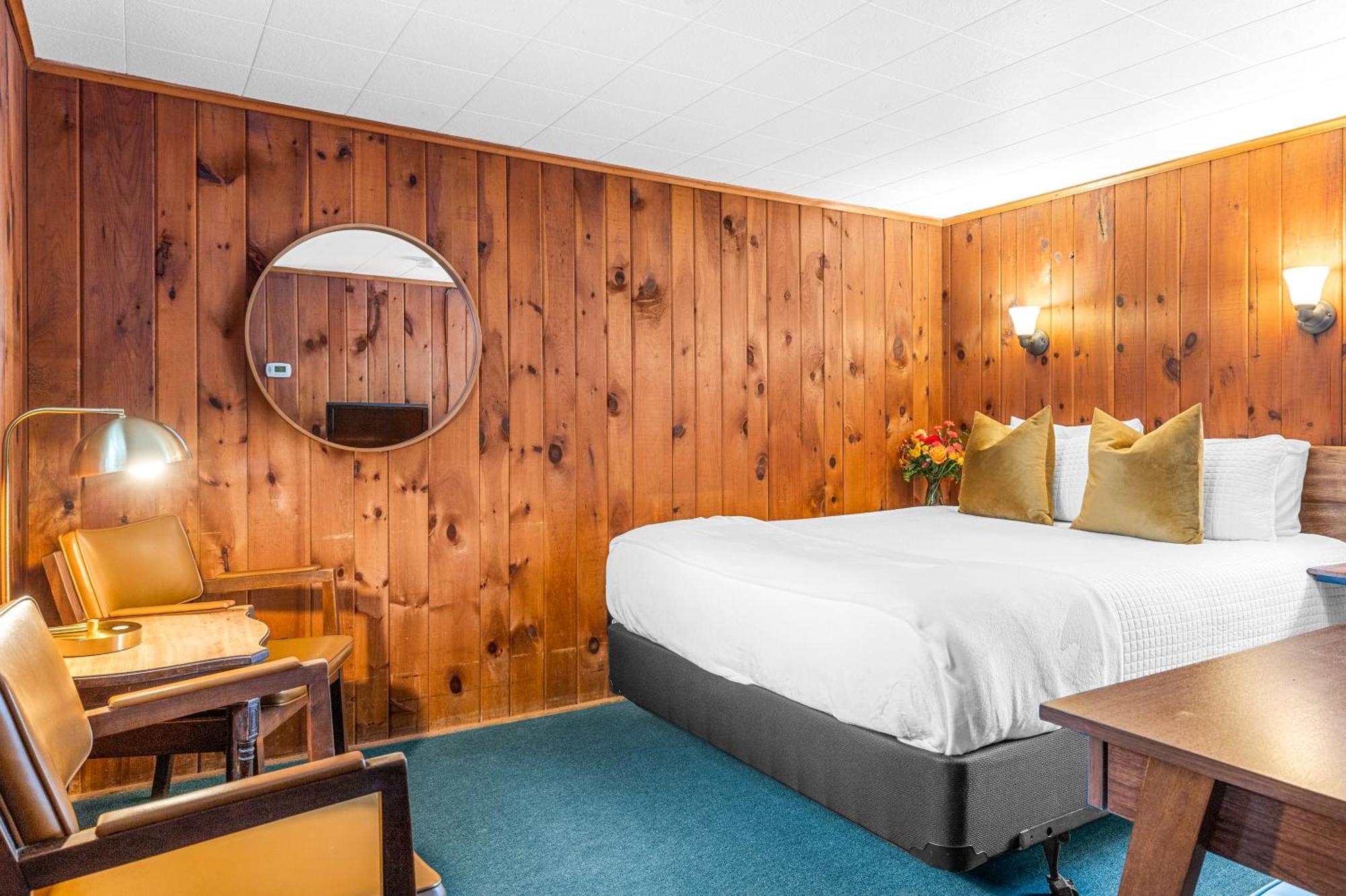 Hotel Phoenicia Lodge Phoenicia