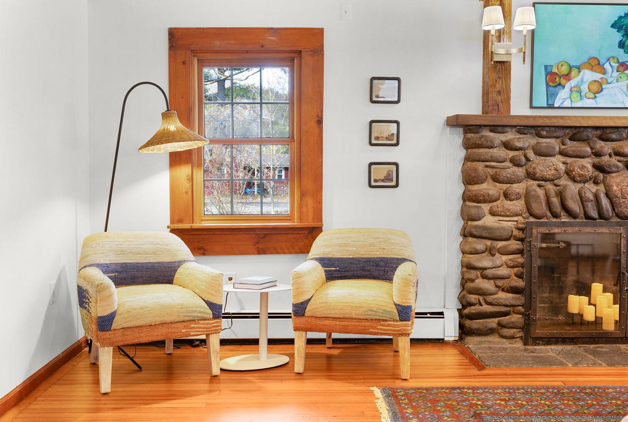 Phoenicia Lodge Hotel